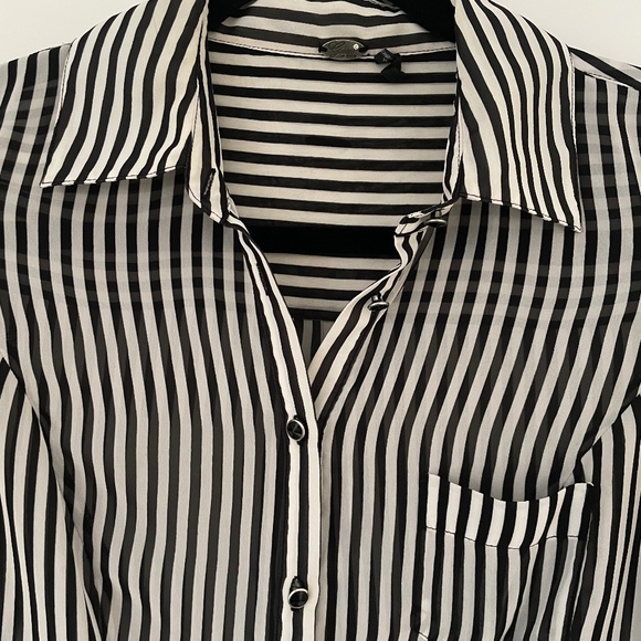 Guess black and white striped blouse - Picture 1 of 8
